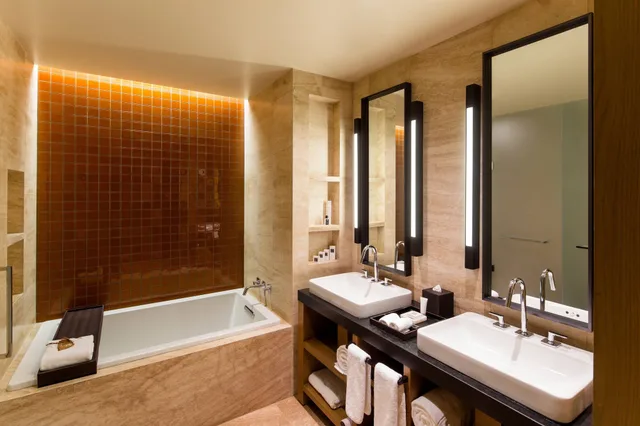 Deluxe, 2 Double Beds, Ocean Front, Balcony، JW Marriott Los Cabos Beach Resort and Spa 5/7