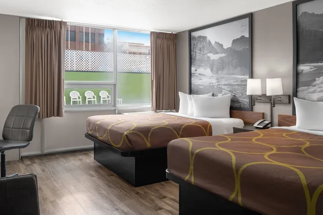 غرفة بسريرين كوين، Super 8 by Wyndham Great Falls City Center 4/6