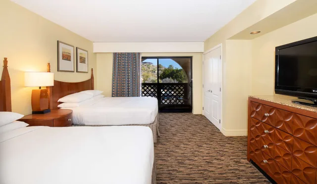 جناح بسريرين كوين، Hilton Phoenix Resort at the Peak 4/8