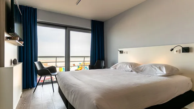 Studio, Double Bed, Partial Sea View, No Balcony، Holiday Suites Blankenberge 1/10