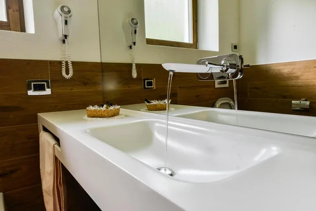 Deluxe, Suite, Hot Tub, HOTEL CHALET PINETA 4/7