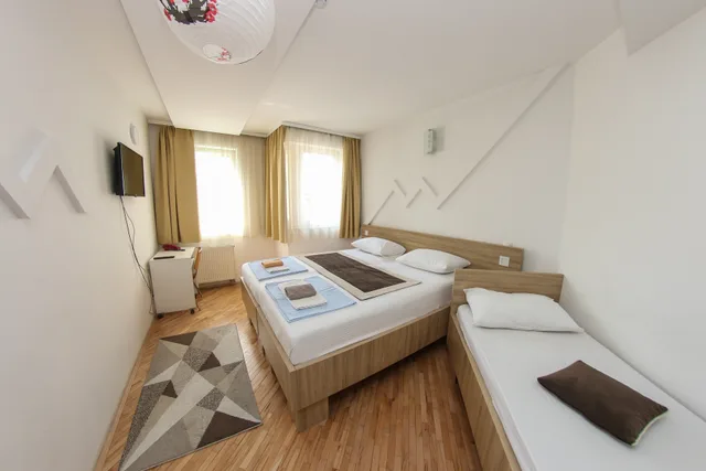 غرفة ثلاثية قياسية، Hayat Hotel 6/10