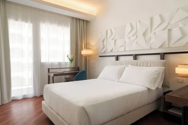 غرفة قياسية مفردة بسرير مزدوج، Hotel Delfino Taranto 2/5