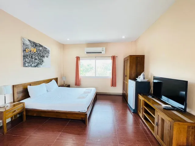 Deluxe, Baan Suan Khun Yaiy Nakhon Nayok 1/2