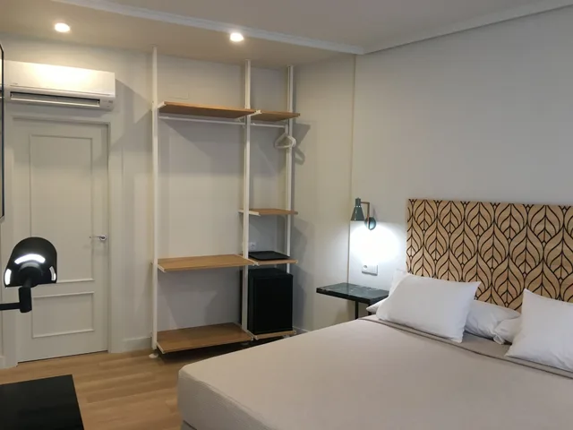 غرفة سوبيريور ثلاثية بفراش فوتون وسريرين منفصلين، Md Design Hotel Portal Del Real 4/10
