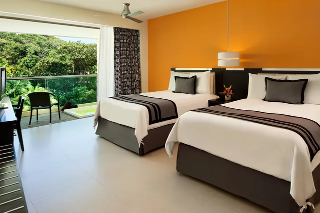 غرفة بسرير مزدوج بجاكوزي، Dreams Huatulco Resort Spa All Inclusive 2/2