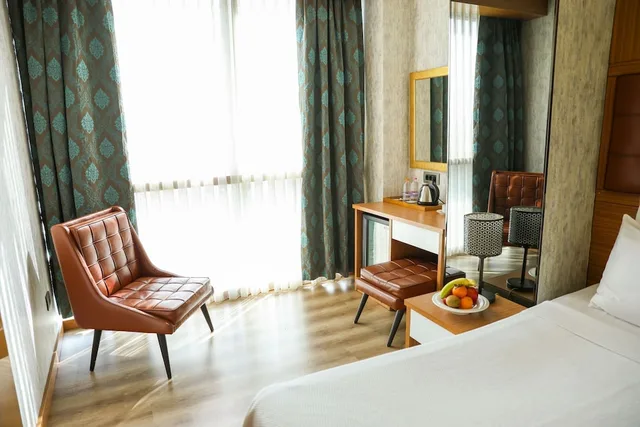غرفة قياسية بسريرين منفصلين، The Hera Platinum Hotel 6/8