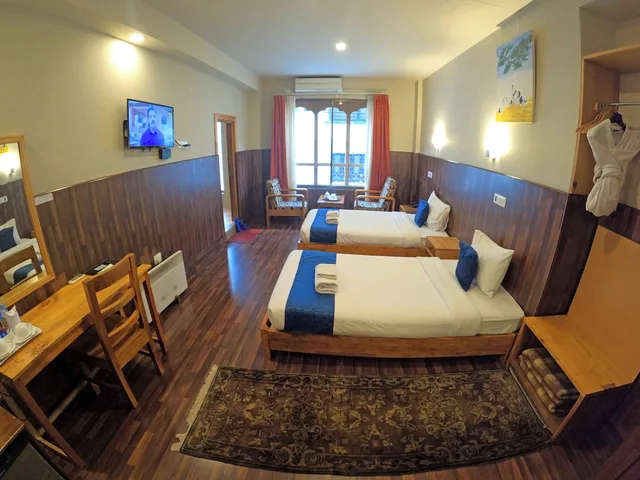 Deluxe, Double Bed, Khamsum Inn 10/10