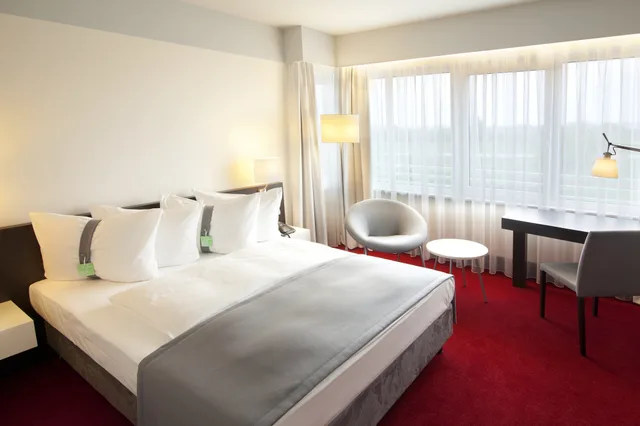 غرفة قياسية بسرير فردي، Holiday Inn Berlin Airport Conference Centre Formerly Holiday Inn Berlin International Airport 4/10