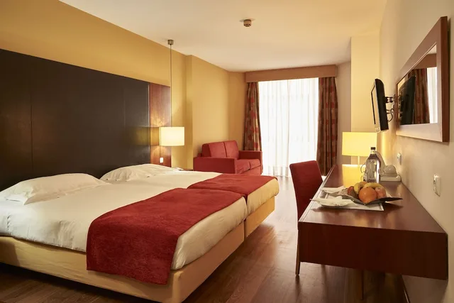 Family, Twin Beds, Leziria Parque Hotel 1/3