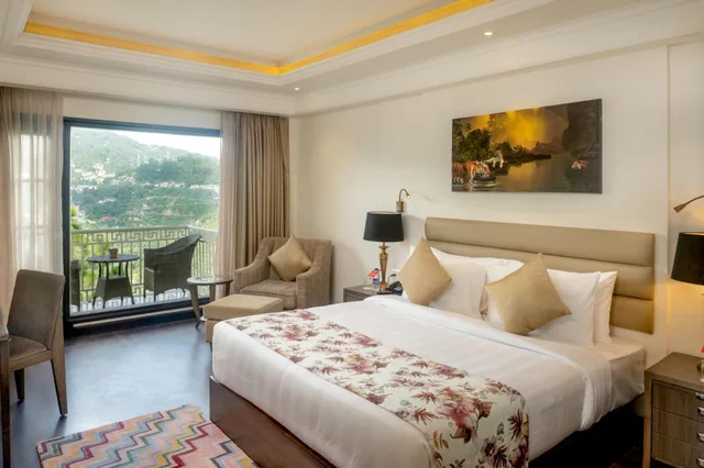 غرفة بسرير كينج، Ramada by Wyndham Kasauli 10/10