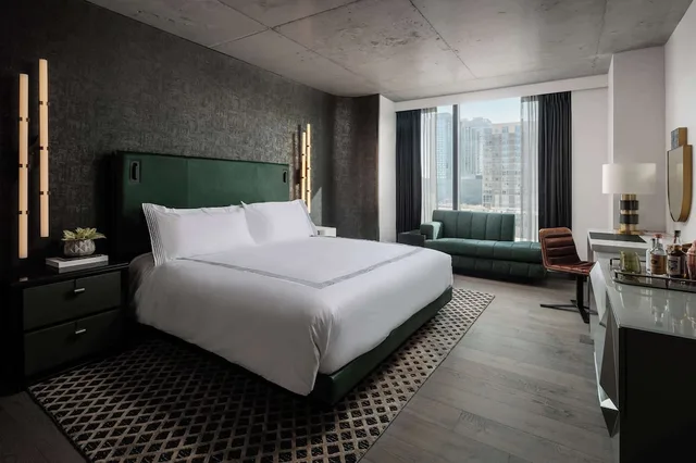 Room, King Bed, Capitol View، Thompson Austin 1/4
