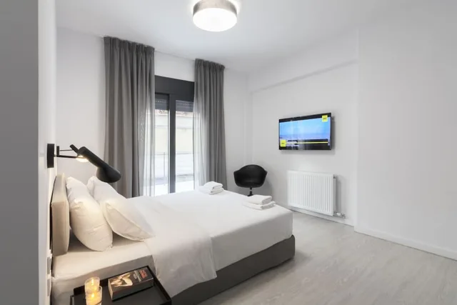 1 Bedroom, Luxury, Apartment, Double Bed, Sofa, Balcony, Heritage Boutique Apartments 3/3