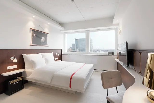 Lovely, Double Bed، Ruby Luna Hotel Dusseldorf 3/4