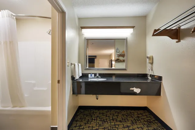 Room, 2 Double Beds, Smoking, SureStay Hotel by Best Western Meridian 7/7