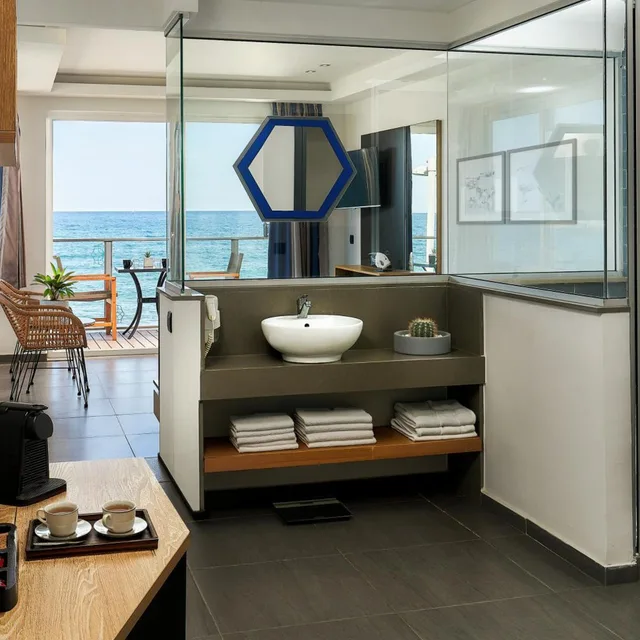 Junior Suite, Deluxe, Sea Front، Enorme Infinity Beach 7/7