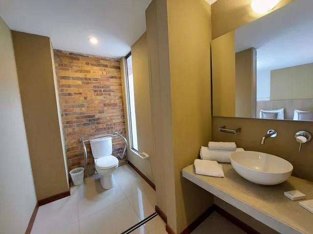 لوفت سوبيريور بسرير كوين، Viaggio Urbano 5/5