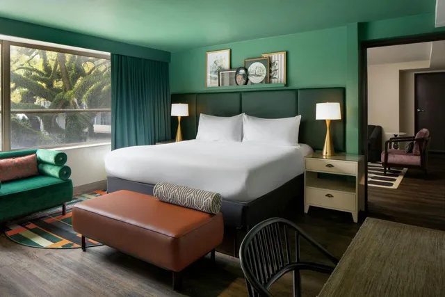 جناح بسرير كينج بإطلالة على المدينة بغرفة نوم واحدة، Hotel Tonnelle New Orleans, A Tribute Portfolio Hotel By Marriott 3/4