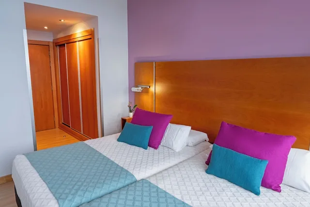 غرفة سوبيريور بسريرين منفصلين بإطلالة على البحر، Hotel Faranda Marsol Candas, Ascend Hotel Collection 2/5