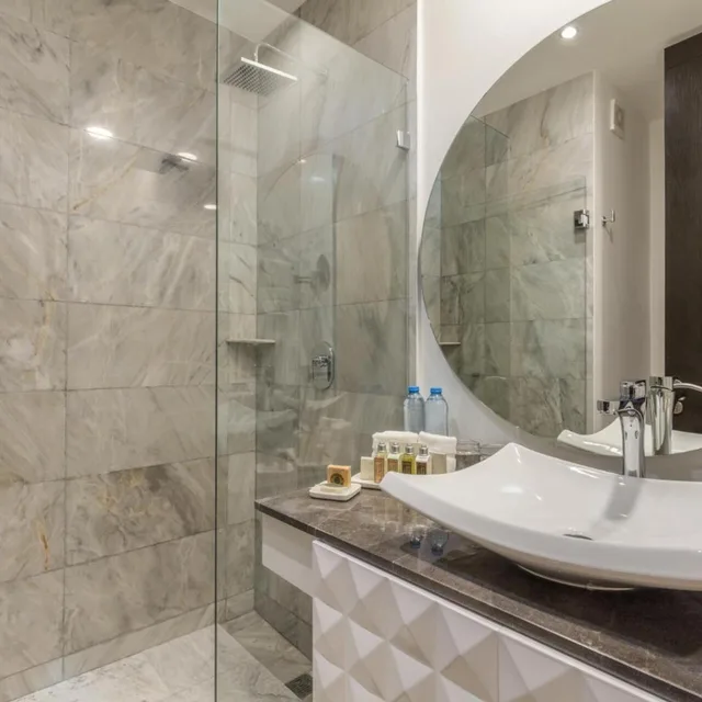 جناح جونيور، Serenity Hotel Boutique 8/8