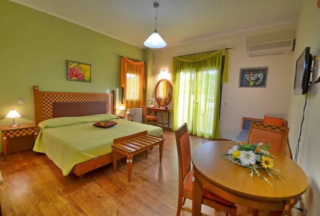 غرفة بسرير مزدوج، Emporios Bay Hotel 3/10