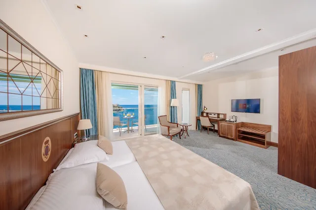 غرفة كلاسيكية بسرير مزدوج بإطلالة على البحر بشرفة، Hotel More Dubrovnik - Adults Only 4/10