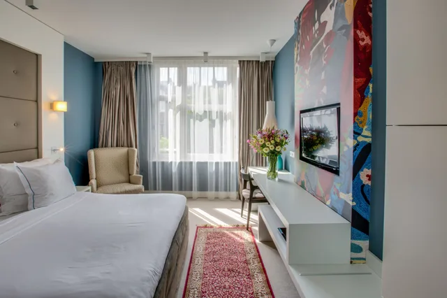 King Deluxe Room, Hotel JL No76 1/6
