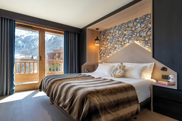 5 Bedrooms, Luxury, Apartment, 6 Beds, 2 Queen Beds, Mountain View, Chalet Skadi By Village Montana 1/9