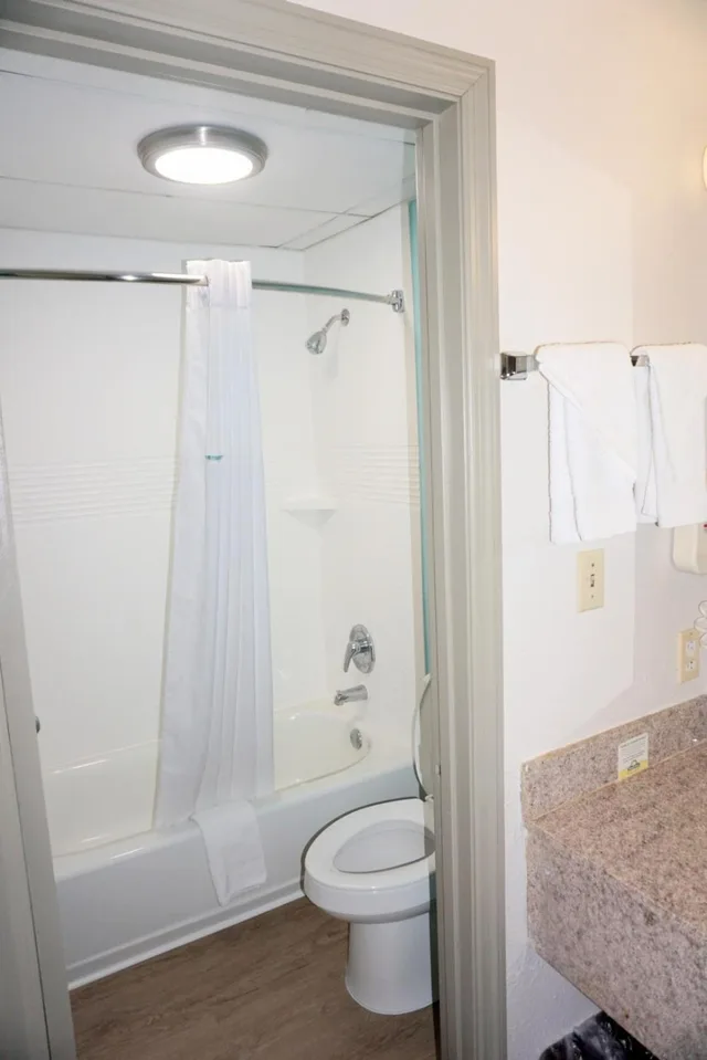 غرفة ديلوكس بسريرين مزدوجين، Days Inn by Wyndham Augusta Wheeler Road 3/3
