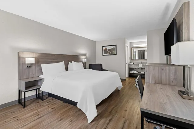 غرفة قياسية بسرير كينج، Quality Inn & Suites Ocala I-75 4/4