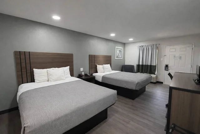 غرفة بسريرين كوين، Quality Inn Mount Pleasant 6/10