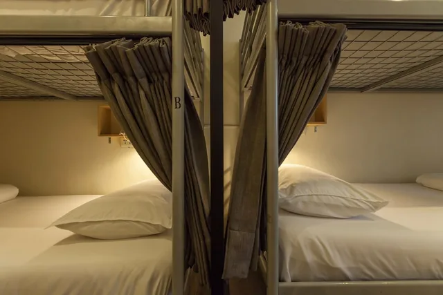غرفة قياسية رباعية بأسرّة بطابقين، Sleeping Boot Hostel 3/4