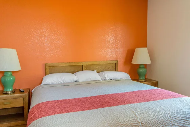 غرفة ديلوكس بسرير كينج، Motel6 Madras, OR 7/10
