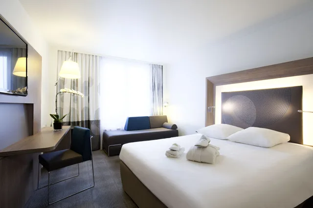 غرفة تنفيذية بسرير كوين، NOVOTEL LENS NOYELLES 4/10