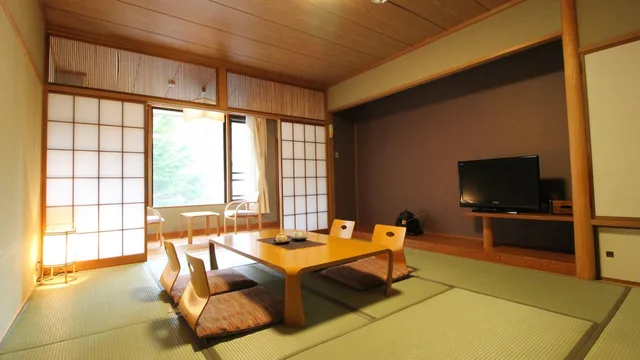 غرفة يابانية بشرفة بأرضية تاتامي، Yatsugatake Hotel Fuuka 1/1