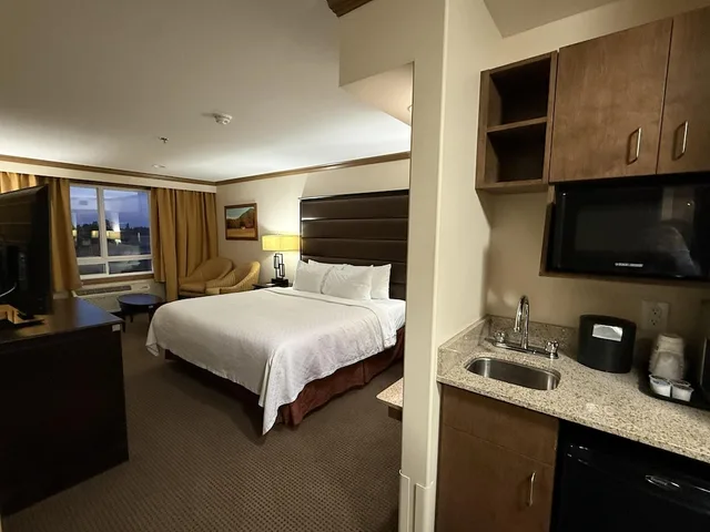 جناح بسرير كينج وسريرين كوين، Camrose Resort Casino Bw Premier Collection 2/4