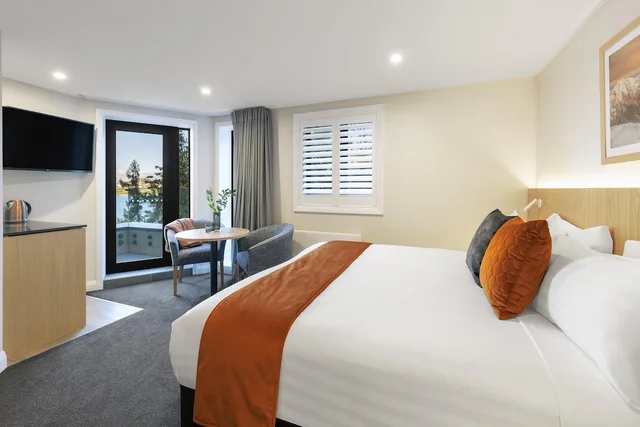 3 Bedrooms, Apartment, Twin Beds, 2 King Beds, Lake Side، Avani Queenstown Hotel 7/10