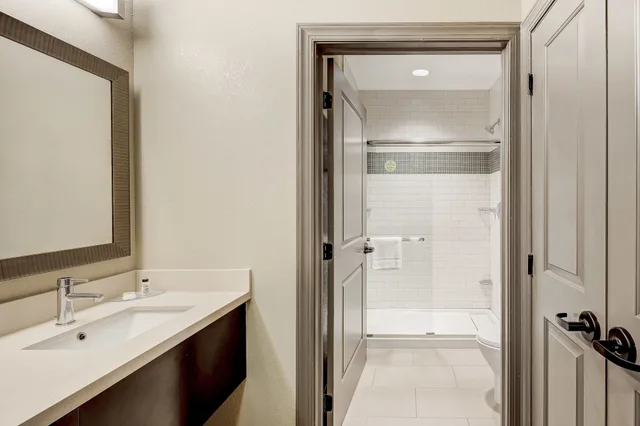 جناح استوديو بسرير كوين بمطبخ، Staybridge Suites BALTIMORE INNER HARBOR 2/8