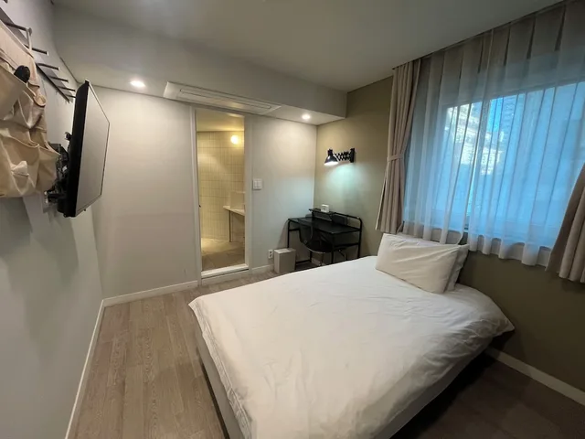 غرفة قياسية مفردة بسرير فردي، Upflo Hostel 1/8