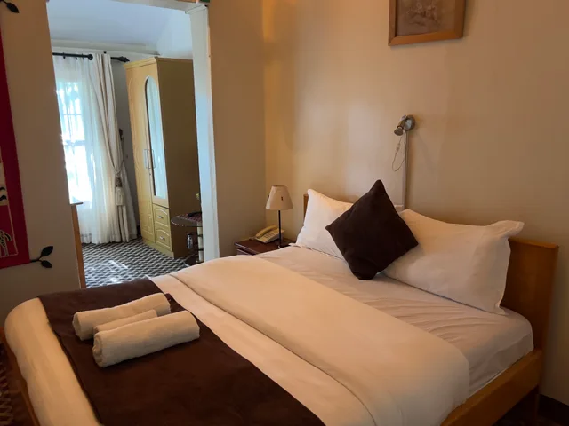 غرفة قياسية مزدوجة، Sunset hotel Entebbe 1/2