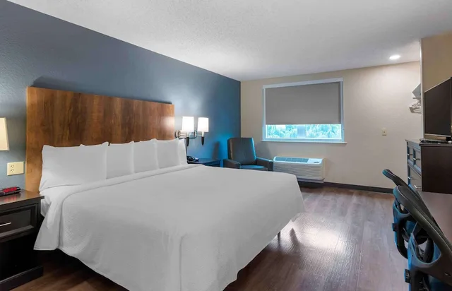 استوديو بسرير كينج، Extended Stay America Premier Suites - Miami - Coral Gables 1/4