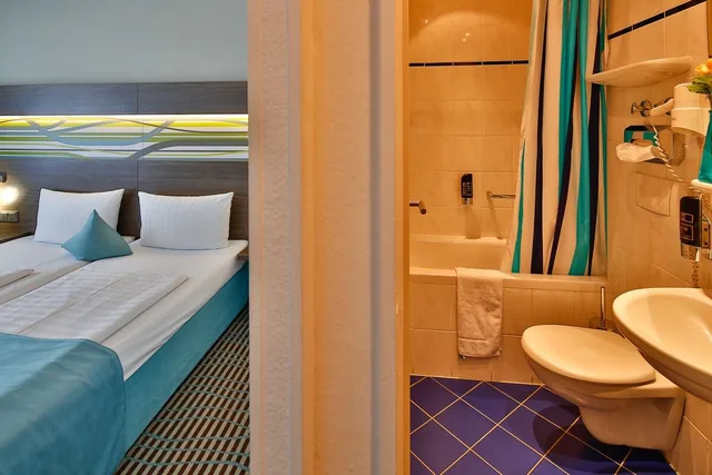 غرفة كومفورت بسرير كينج، Hotel Wallis 8/8