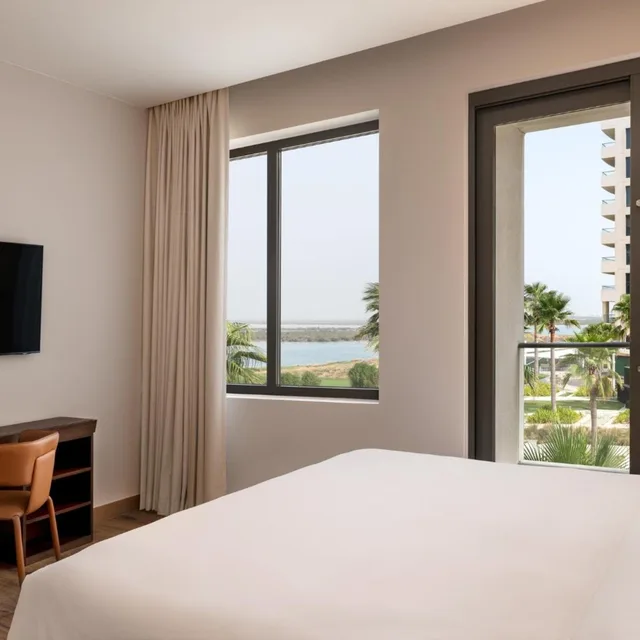جناح بسرير مزدوج بغرفتي نوم، Staybridge Suites Abu Dhabi Yas Island 4/7