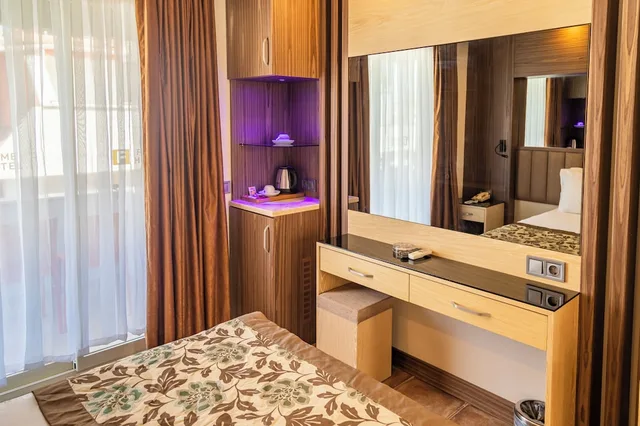 غرفة قياسية بسرير مزدوج أو سريرين منفصلين، Fame Hotel 6/6