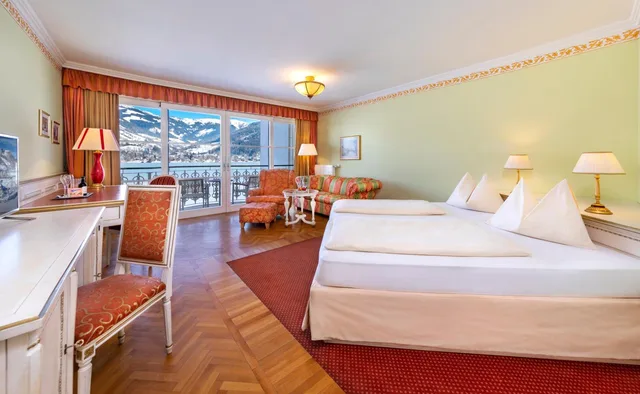 Deluxe, Double Bed, Sauna، Grand Hotel Zell Am See 1/3