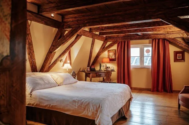 Suite, Hotel Le Bouclier D Or And Spa 2/10