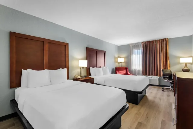 غرفة قياسية بسريرين مزدوجين، Quality Inn Waverly IA 8/10