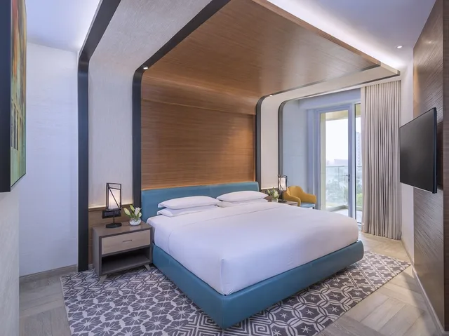 2 Bedrooms, Family Suite, King and Twin Beds, Kitchen, Andaz Dubai The Palm by Hyatt 1/3