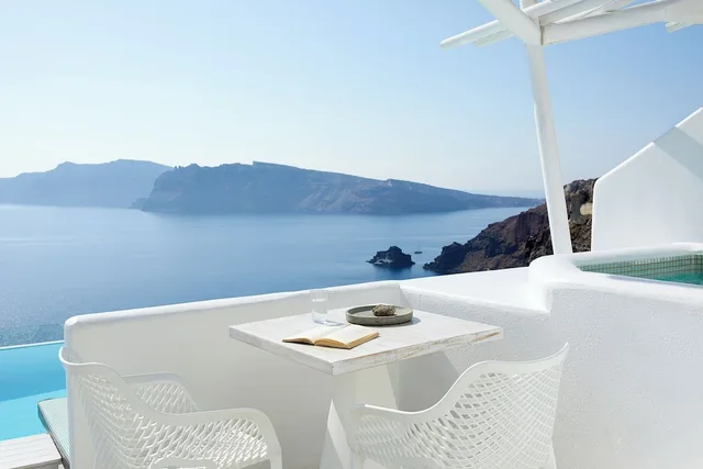 Elegant, Suite, Double Bed, Pool Front, Caldera View, Outdoor Jetted Tub، La Perla Villas And Suites Adults Only 7/7