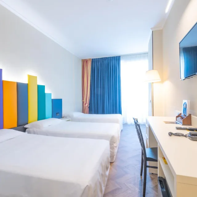 غرفة كلاسيكية ثلاثية، Admiral Art Hotel 4/8